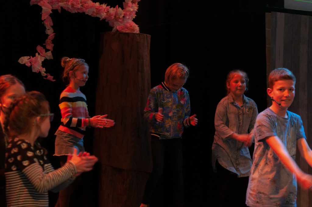 17-03-2019 - Musical Spring- 100